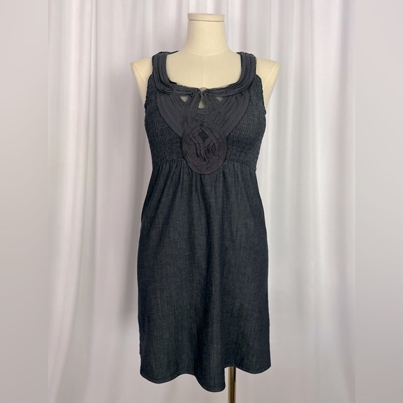 Calvin Klien Jean Sleeveless Smocked Dress (650) - Picture 1 of 11